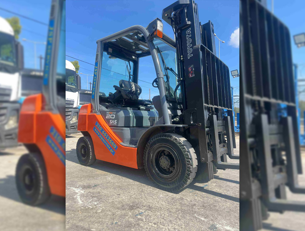 TOYOTA 2-8FDF20 TOYOTA 2-8FDF20 . <p style="text-align: justify;">Ύψος εργασίας: 4,7 μέτρα | Ανυψωτική ικανότητα: 2000 κιλά | Κίνηση: Diesel</p> <p style="text-align: justify;">Το μηχάνημα ενοικιάζεται με ημερήσια χρέωση.</p>